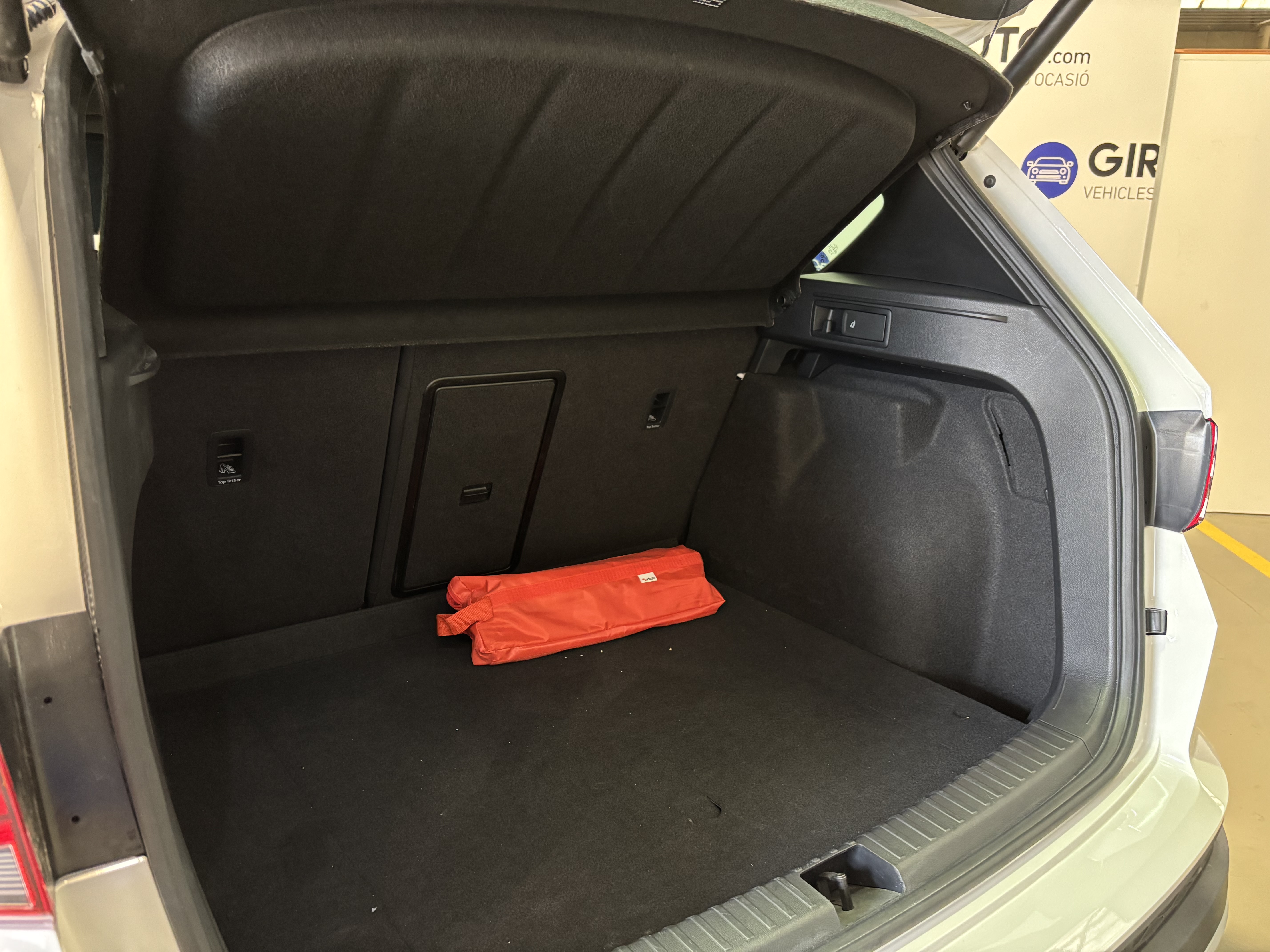 Imatge del vehicle 8