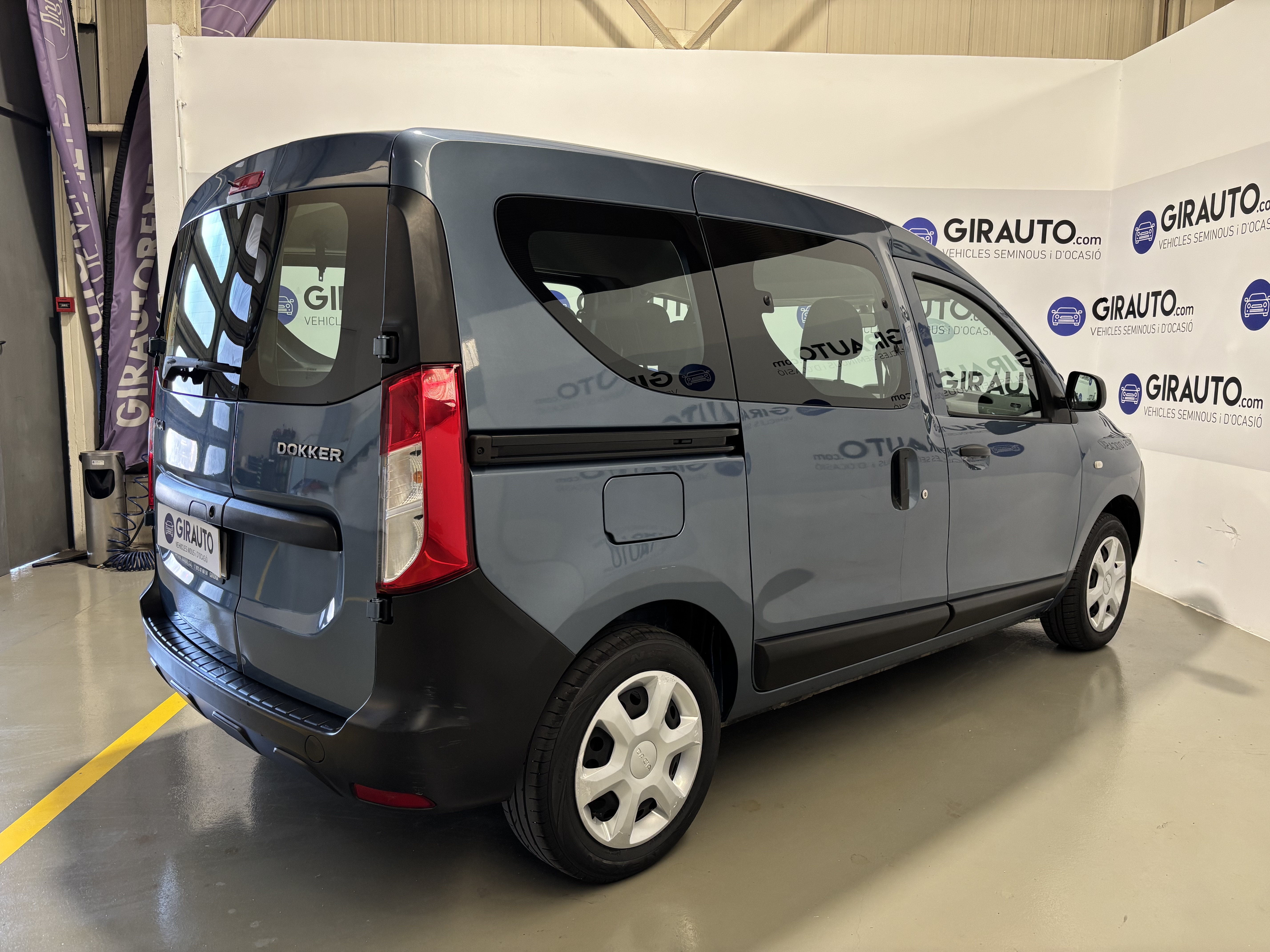 Imatge del vehicle 4