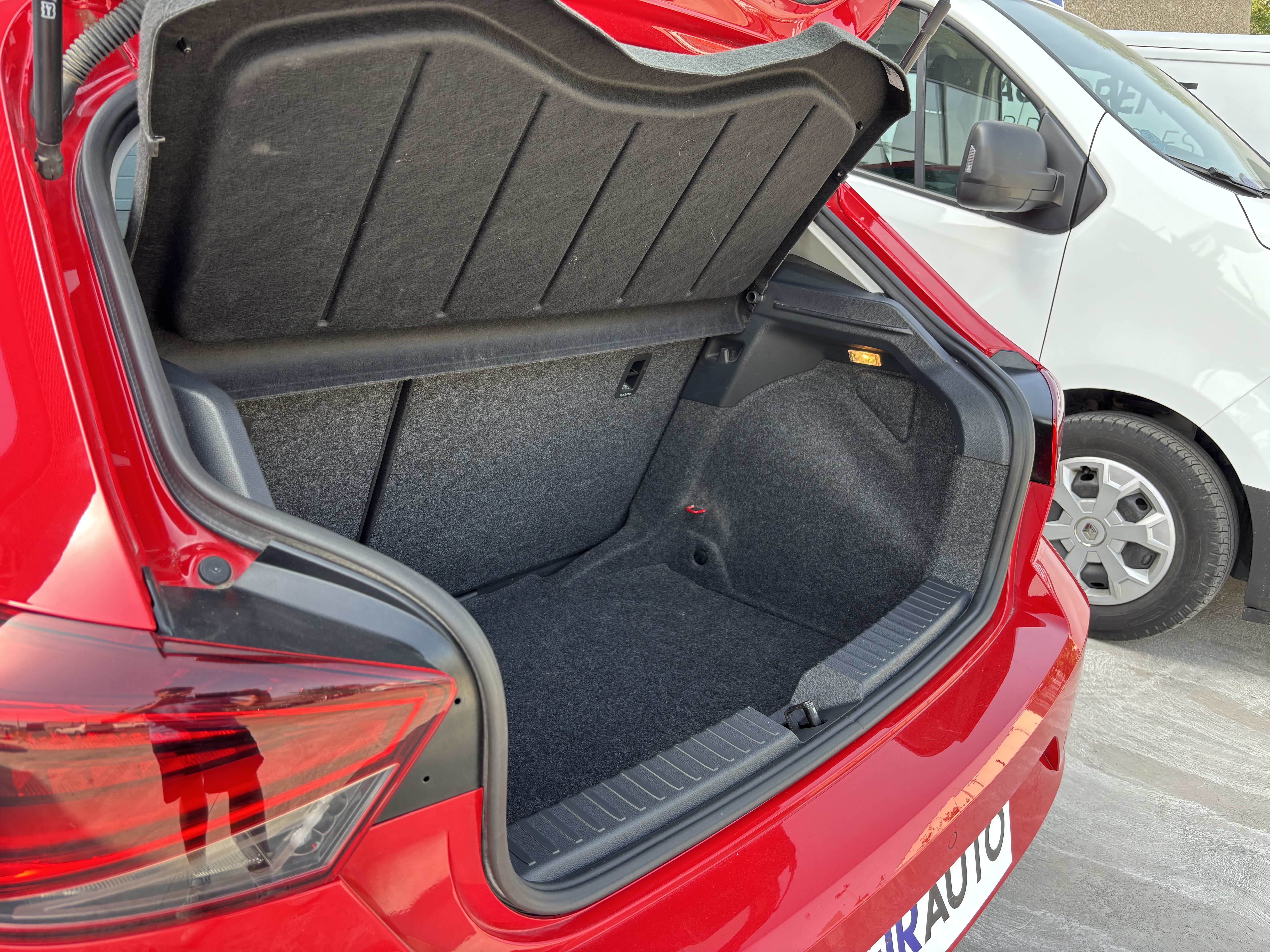 Imatge del vehicle 8