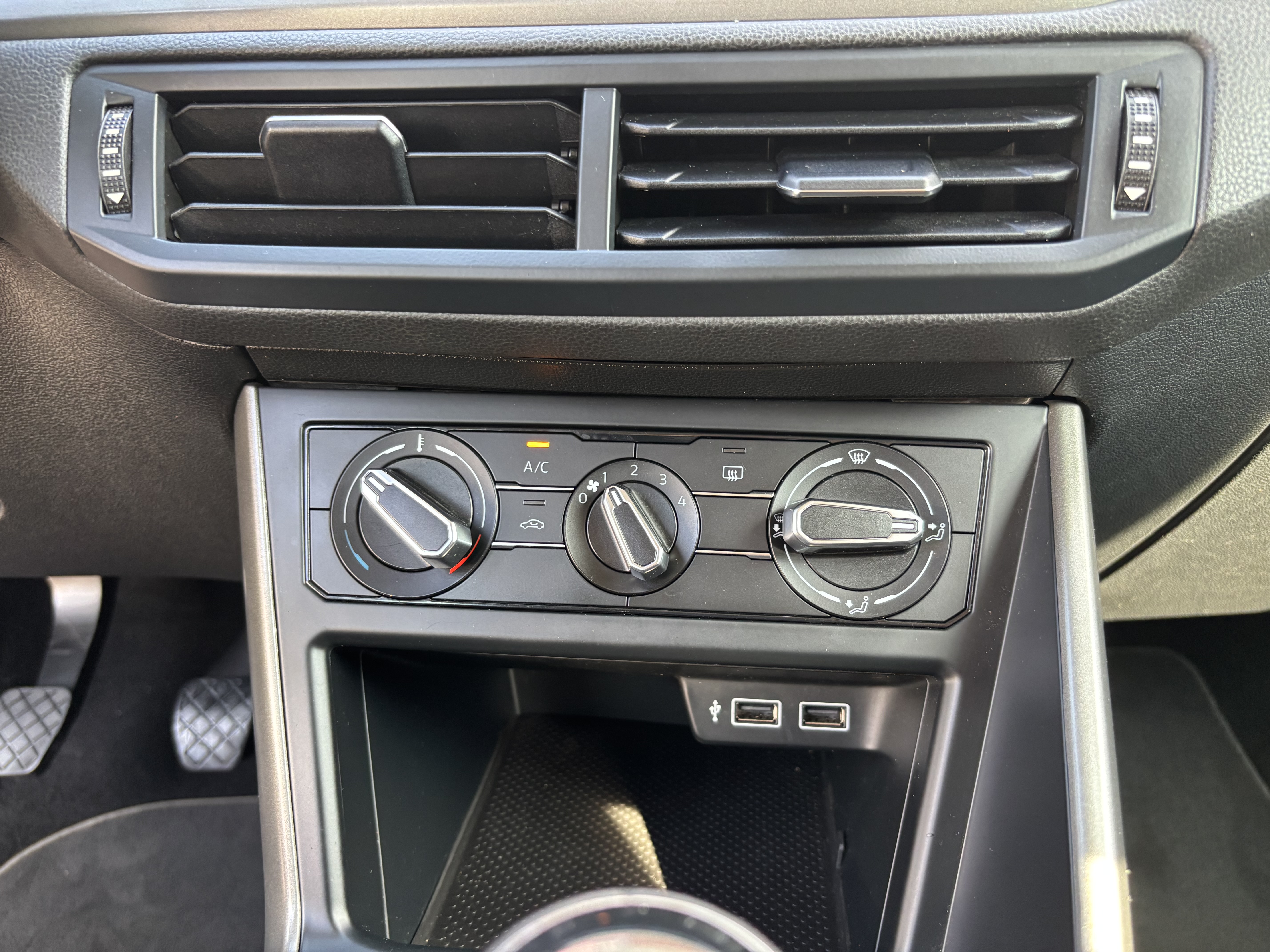 Imatge del vehicle 24